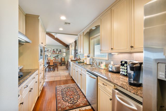 2496 Fm-182, Clifton, TX 76634