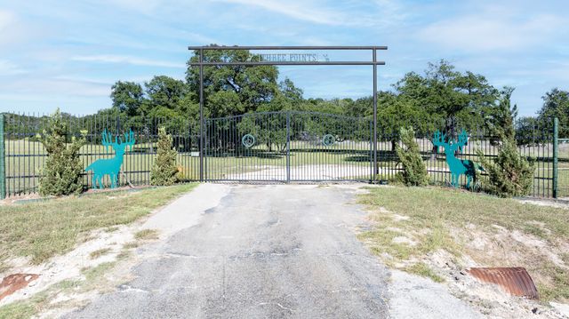 2496 Fm-182, Clifton, TX 76634