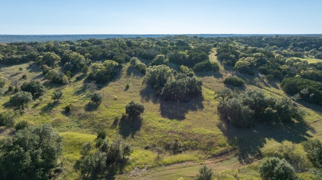 2496 Fm-182, Clifton, TX 76634