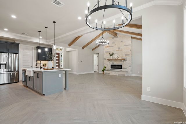 355 EAGLE ROCK RD, Spring Branch, TX 78070