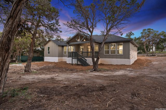 355 EAGLE ROCK RD, Spring Branch, TX 78070