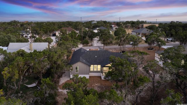 355 EAGLE ROCK RD, Spring Branch, TX 78070