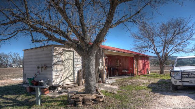 6613 FM 1120, Rio Frio, TX 78879