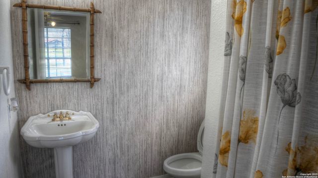 6613 FM 1120, Rio Frio, TX 78879