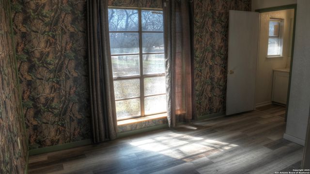 6613 FM 1120, Rio Frio, TX 78879