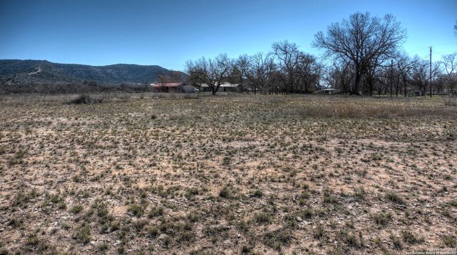 6613 FM 1120, Rio Frio, TX 78879