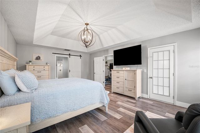 2415 MOON HARBOR WAY, Middleburg, FL 32068