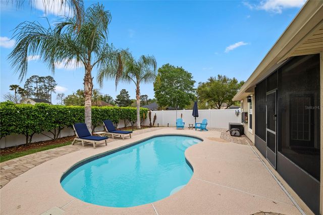 2415 MOON HARBOR WAY, Middleburg, FL 32068