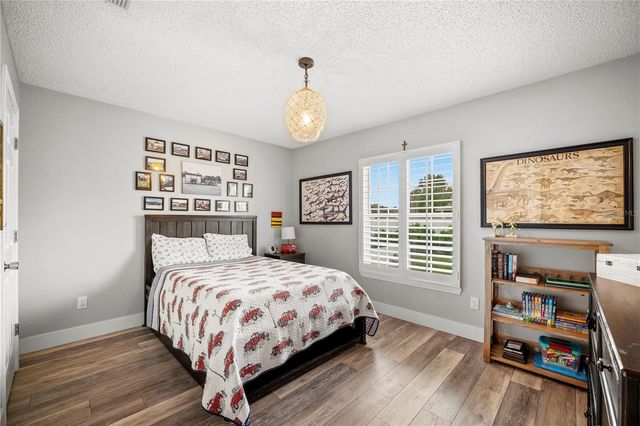 2415 MOON HARBOR WAY, Middleburg, FL 32068