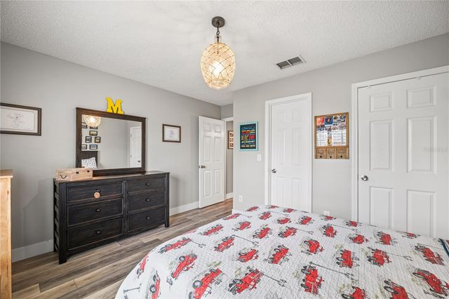 2415 MOON HARBOR WAY, Middleburg, FL 32068