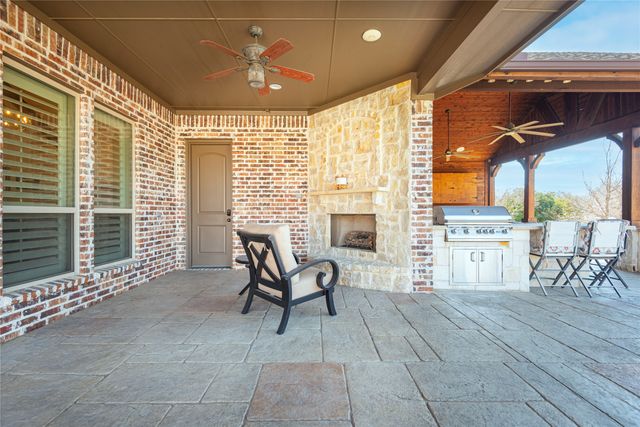 3305 Twin Lakes Drive, Celina, TX 75078