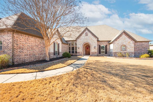 3305 Twin Lakes Drive, Celina, TX 75078