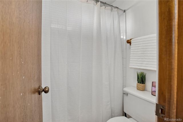 2082 S Helena Street A, Aurora, CO 80013