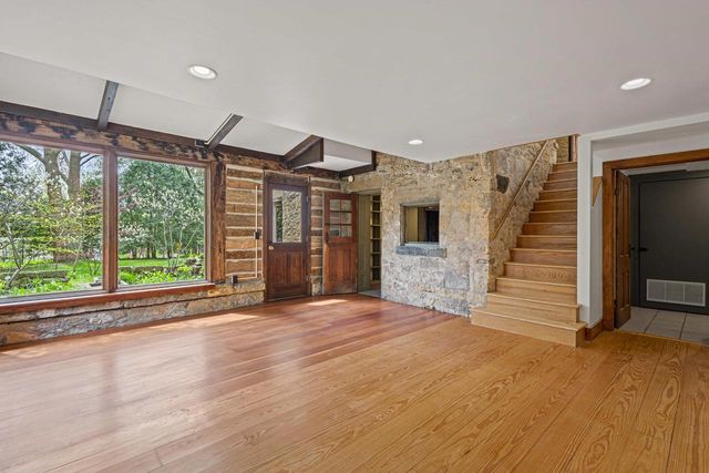 3400 Tally Ho Lane, Madison, WI 53705