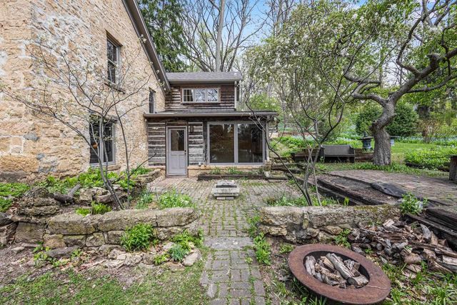 3400 Tally Ho Lane, Madison, WI 53705