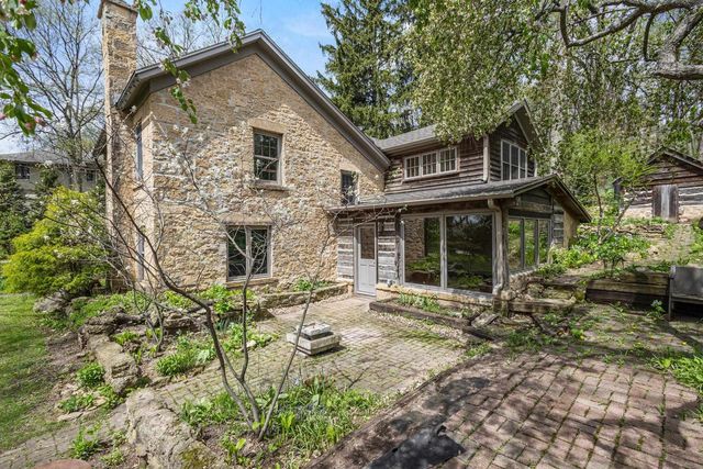 3400 Tally Ho Lane, Madison, WI 53705