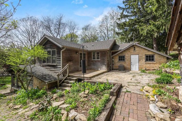3400 Tally Ho Lane, Madison, WI 53705