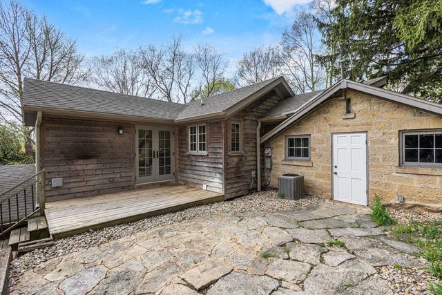 3400 Tally Ho Lane, Madison, WI 53705