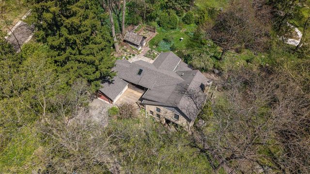 3400 Tally Ho Lane, Madison, WI 53705