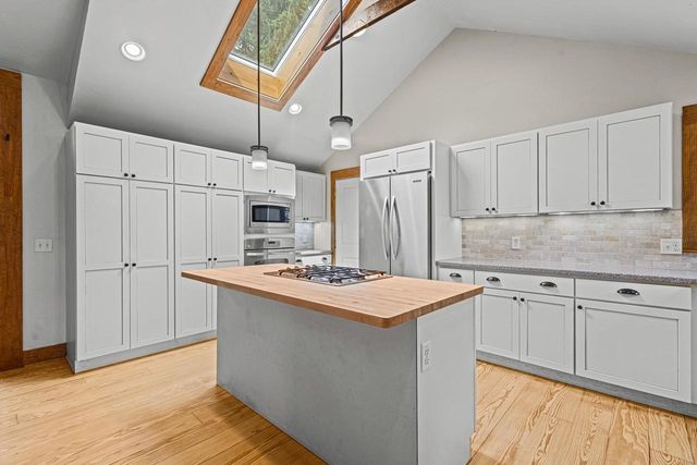 3400 Tally Ho Lane, Madison, WI 53705