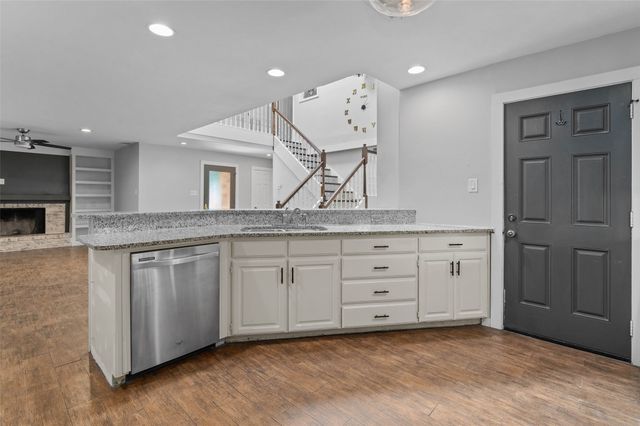 1722 Stonegate Drive, Denton, TX 76205