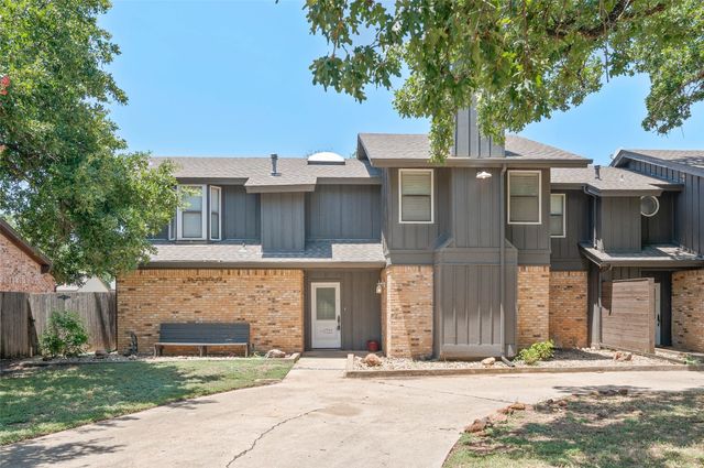 1722 Stonegate Drive, Denton, TX 76205