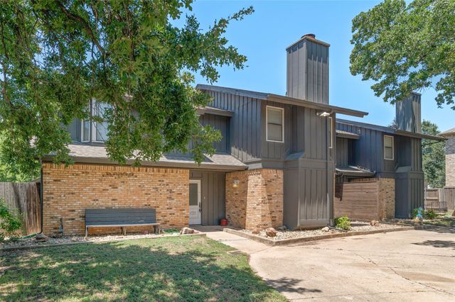 1722 Stonegate Drive, Denton, TX 76205