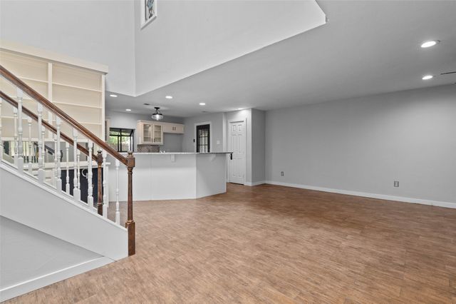 1722 Stonegate Drive, Denton, TX 76205