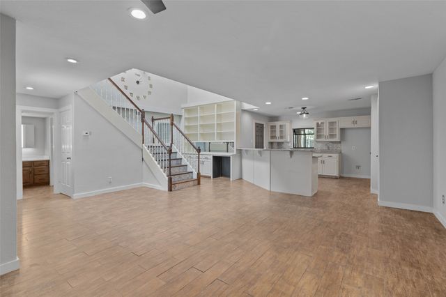 1722 Stonegate Drive, Denton, TX 76205