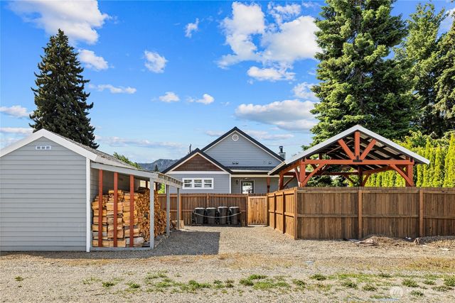 704 Lincoln Avenue, South Cle Elum, WA 98943