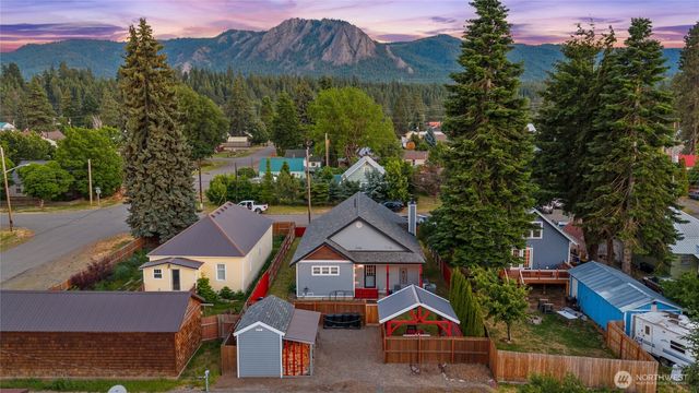 704 Lincoln Avenue, South Cle Elum, WA 98943