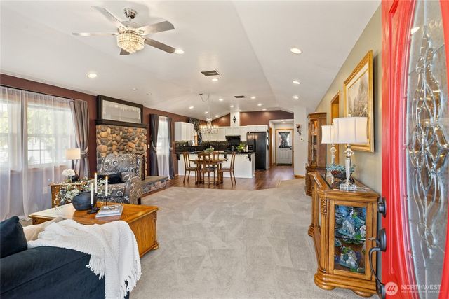 704 Lincoln Avenue, South Cle Elum, WA 98943