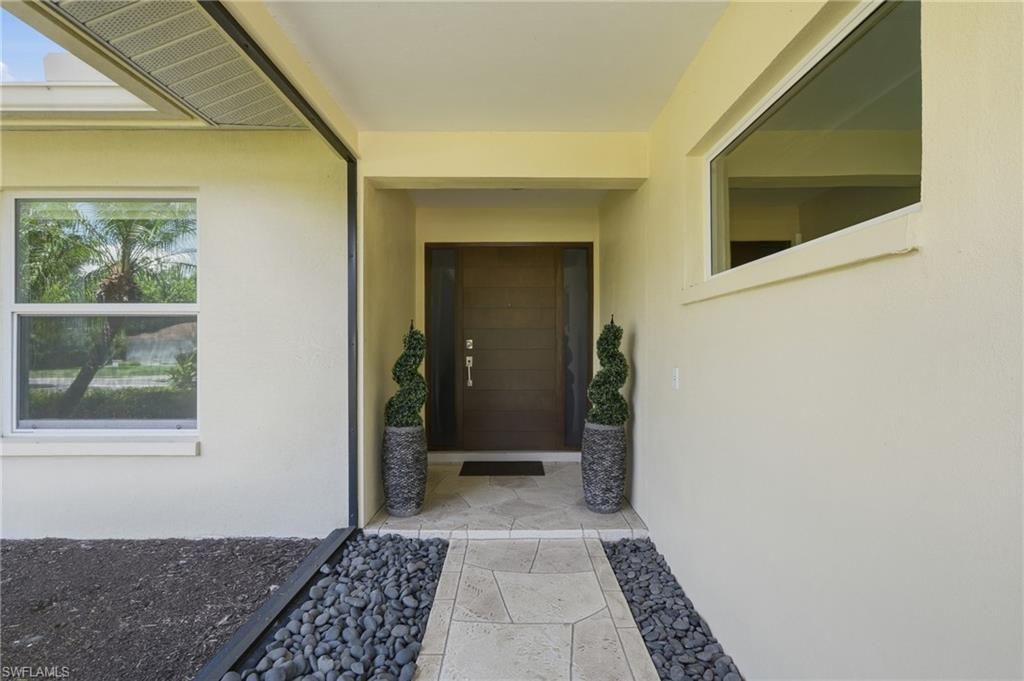 4601 Evergreen Lake RD, NAPLES, FL 34112 — photo 2