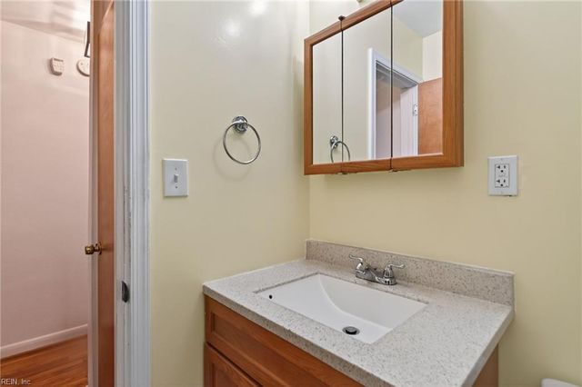 1805 Sunset DR, Norfolk, VA 23503