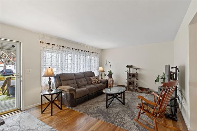 1805 Sunset DR, Norfolk, VA 23503