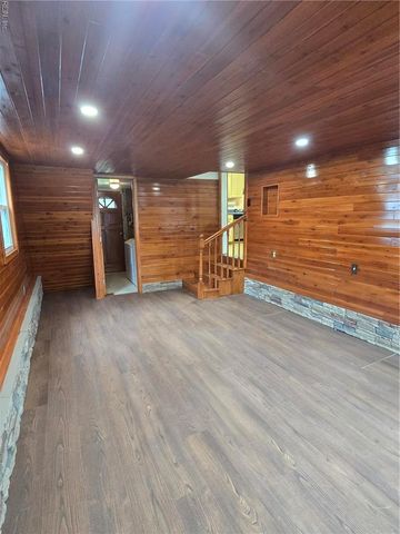 1805 Sunset DR, Norfolk, VA 23503