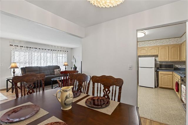 1805 Sunset DR, Norfolk, VA 23503