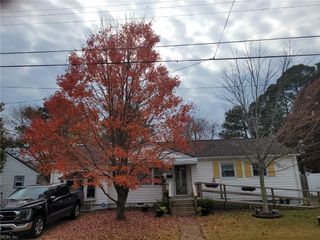 1805 Sunset DR, Norfolk, VA 23503