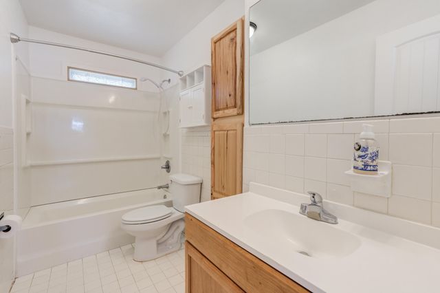 4918 8th Street, Lubbock, TX 79416