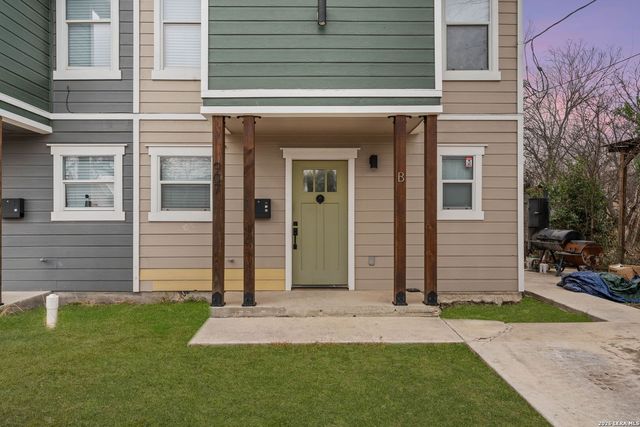 907 Dawson, San Antonio, TX 78202