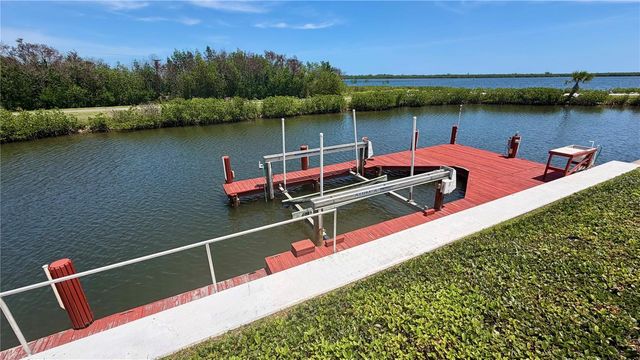 3556 LUCIA DRIVE, Vero Beach, FL 32967