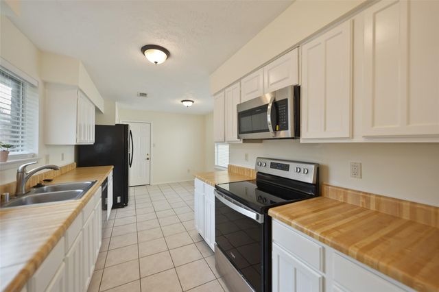 21503 Bridgepoint Lane, Spring, TX 77388