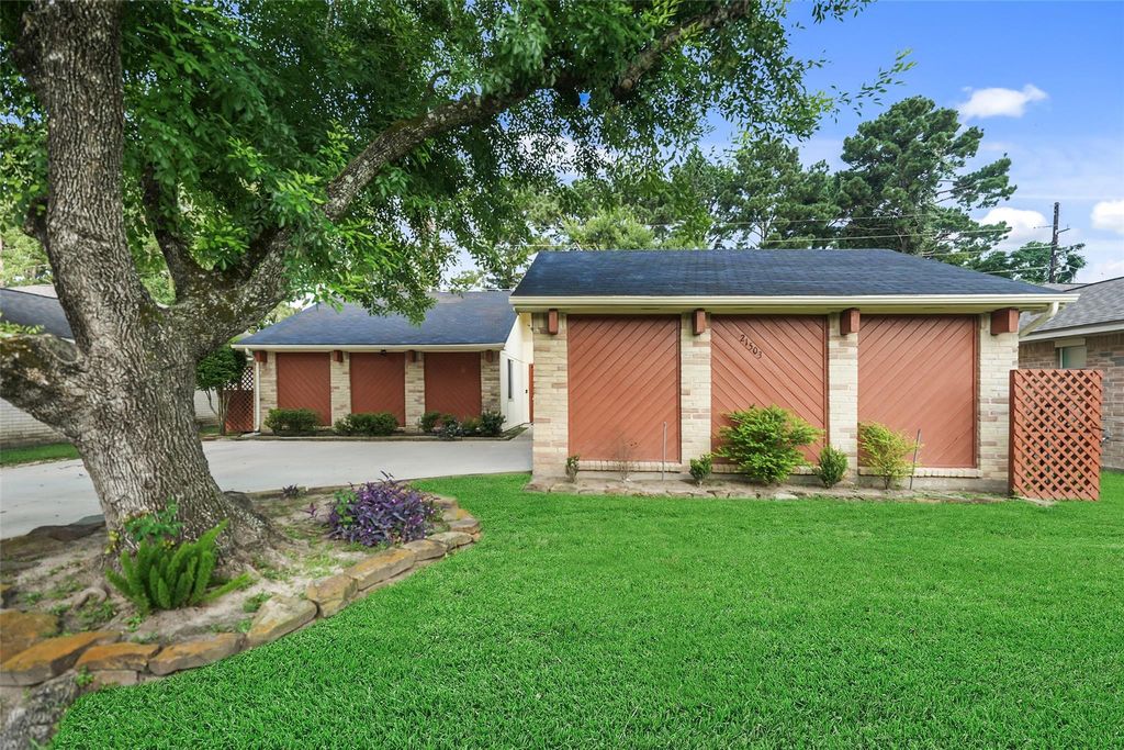 21503 Bridgepoint Lane, Spring, TX 77388