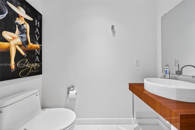 2711 S Ocean Dr 1901, Hollywood, FL 33019