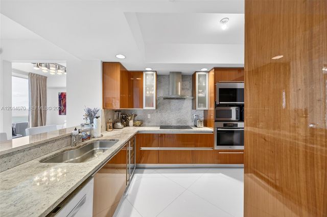 2711 S Ocean Dr 1901, Hollywood, FL 33019