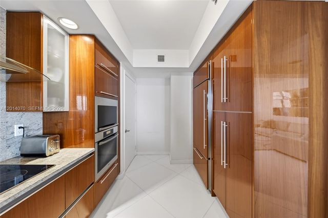 2711 S Ocean Dr 1901, Hollywood, FL 33019