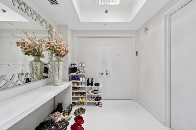 2711 S Ocean Dr 1901, Hollywood, FL 33019