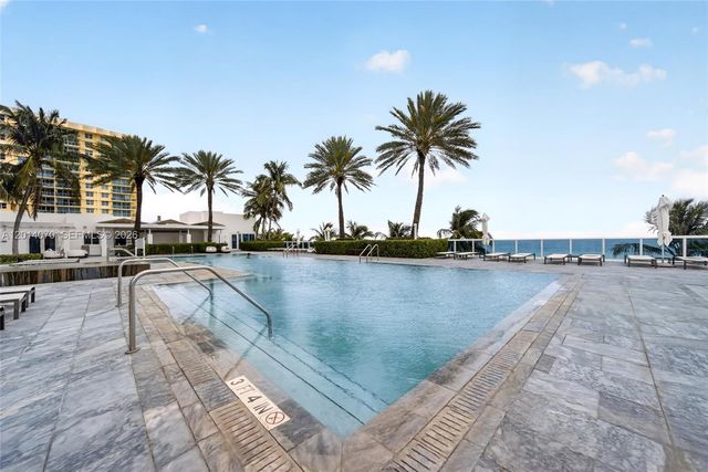 2711 S Ocean Dr 1901, Hollywood, FL 33019