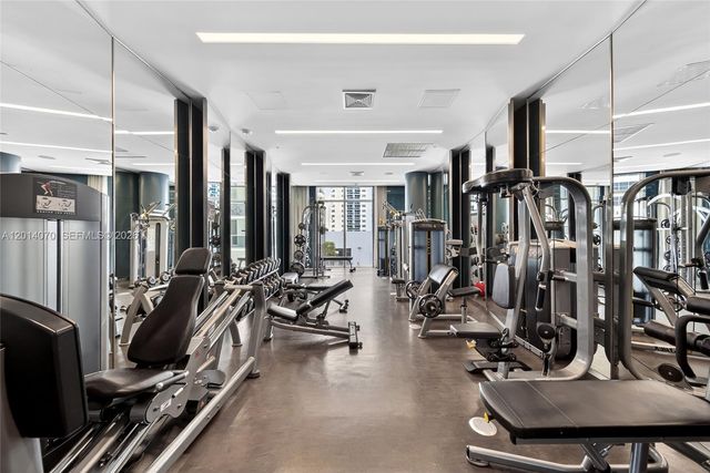 2711 S Ocean Dr 1901, Hollywood, FL 33019