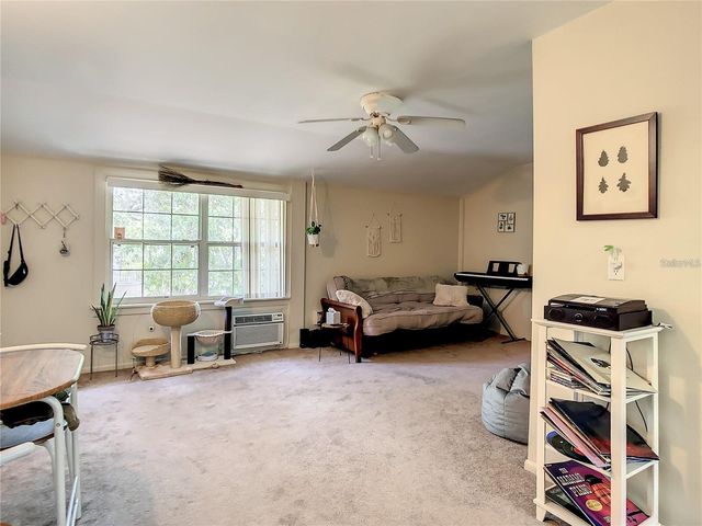 1141 SUNSET POINT ROAD 3, Clearwater, FL 33755